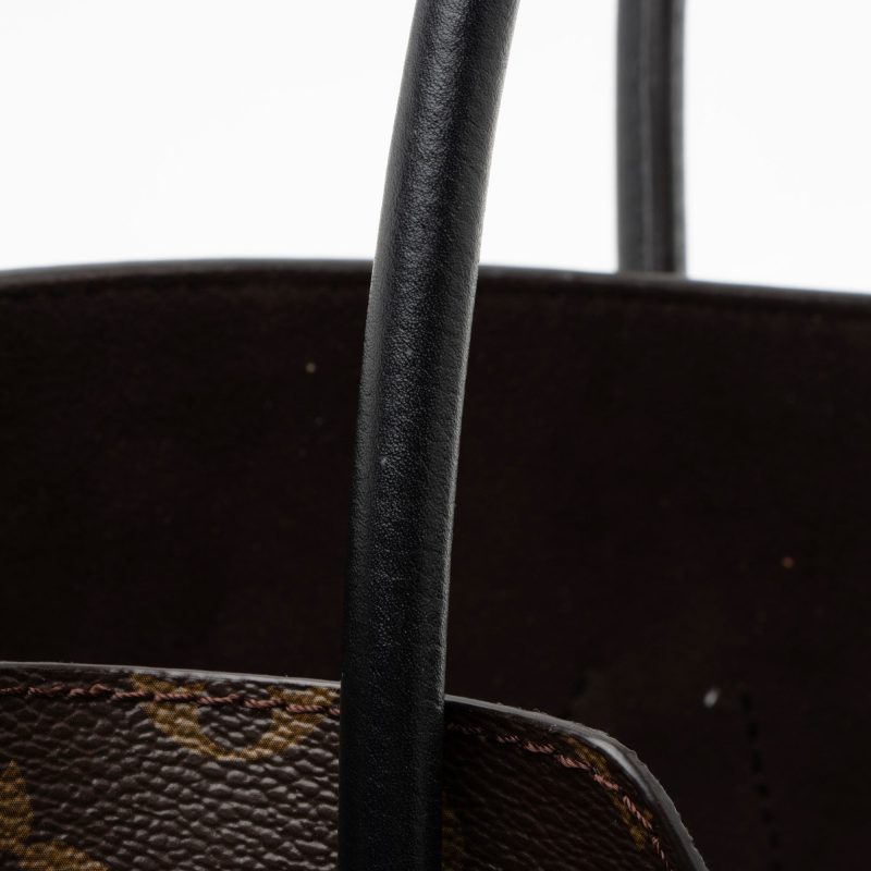 Louis Vuitton Monogram Canvas Kimono Tote (SHF-sLhnlU) - Image 12