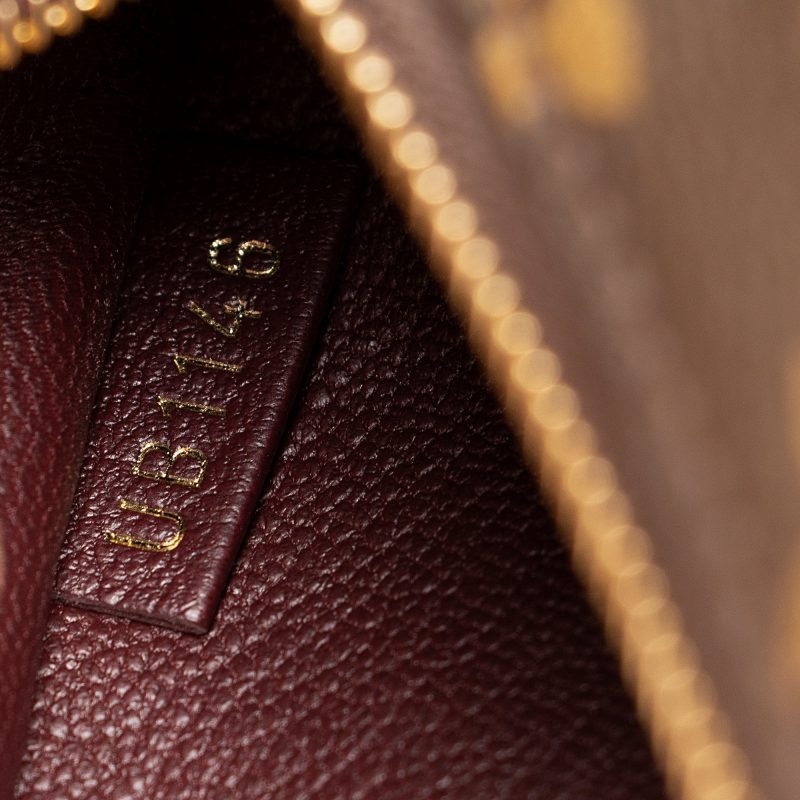 Louis Vuitton Monogram Canvas Lockit MM Satchel (SHF-LQ4Mlq) - Image 3