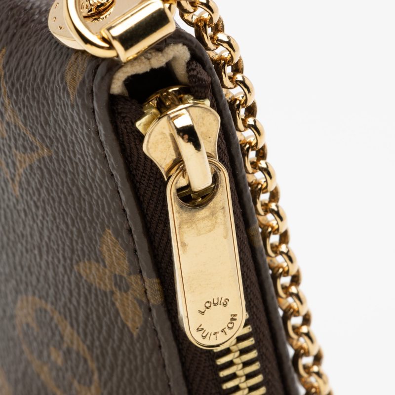 Louis Vuitton Monogram Canvas Milla MM Pochette (SHF-23941) - Image 9