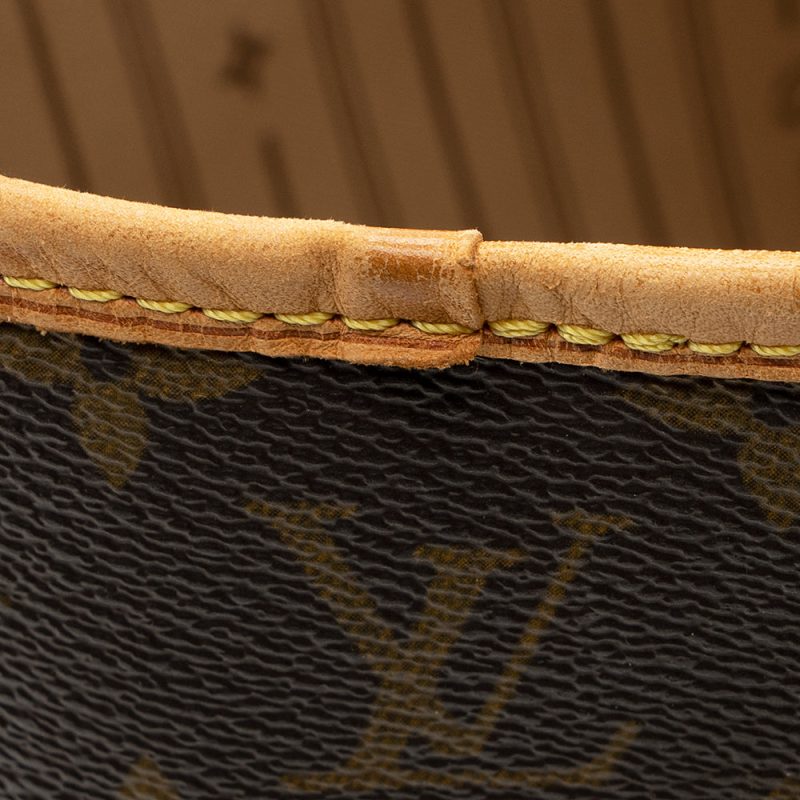 Louis Vuitton Monogram Canvas Neverfull MM Tote (SHF-186171) - Image 10