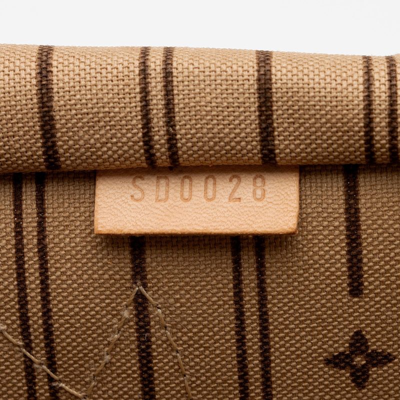 Louis Vuitton Monogram Canvas Neverfull MM Tote (SHF-4hdo0s) - Image 5
