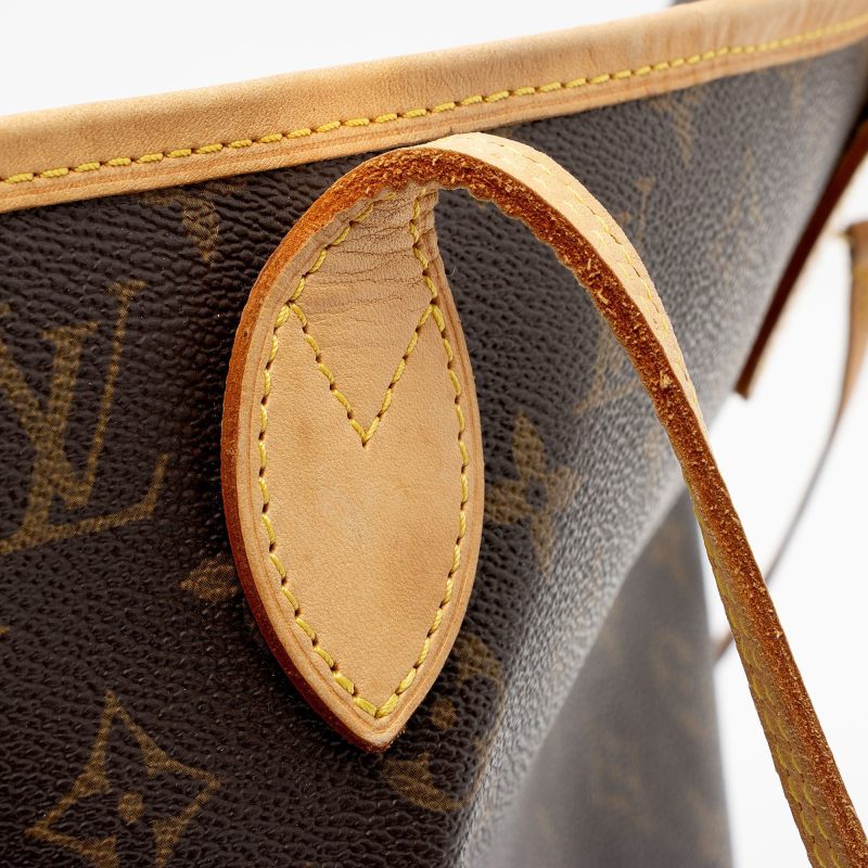 Louis Vuitton Monogram Canvas Neverfull MM Tote (SHF-4hdo0s) - Image 11