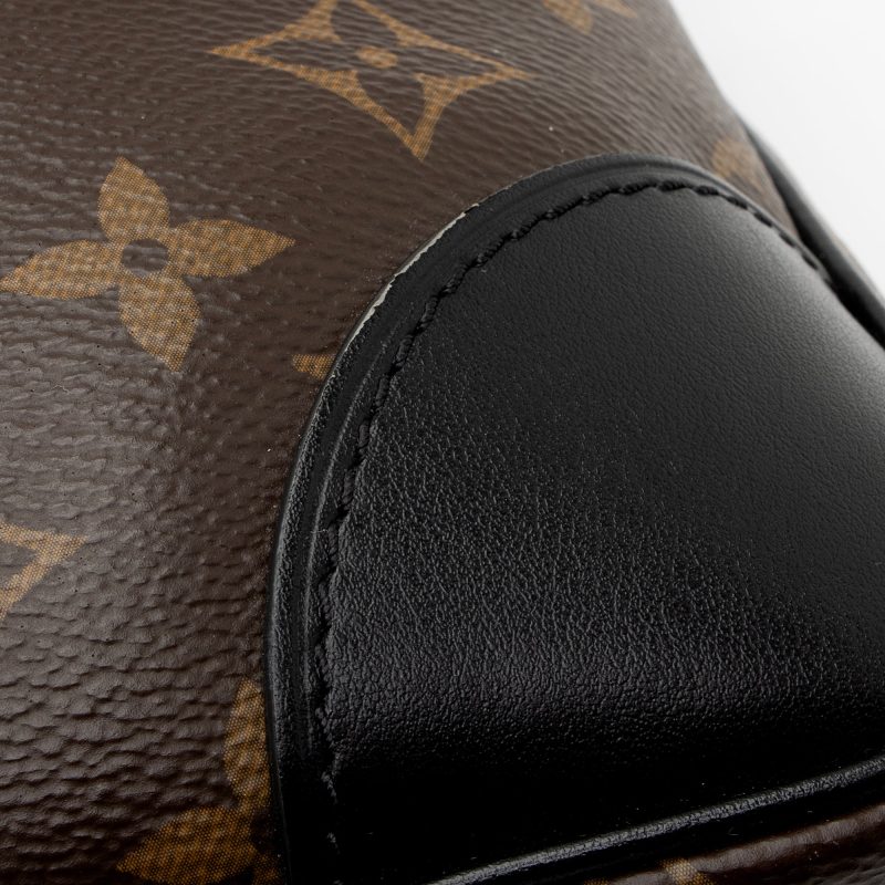 Louis Vuitton Monogram Canvas Odeon MM NM Shoulder Bag (SHF-dbGrZE) - Image 12