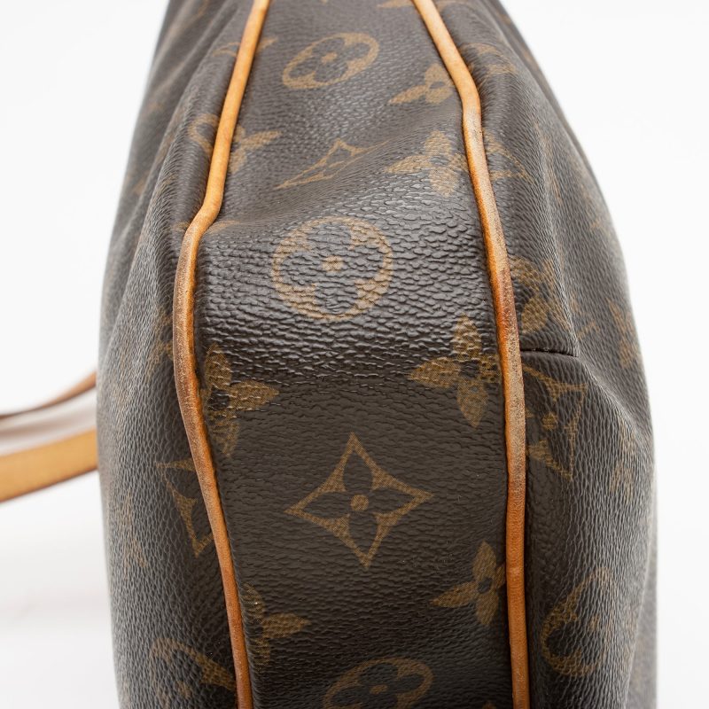 Louis Vuitton Monogram Canvas Odeon MM Shoulder Bag (SHF-22493) - Image 18