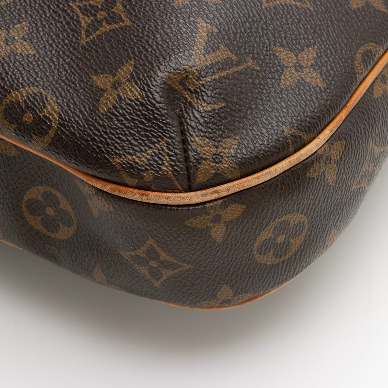 Louis Vuitton Monogram Canvas Odeon MM Shoulder Bag (SHF-22493) - Image 19