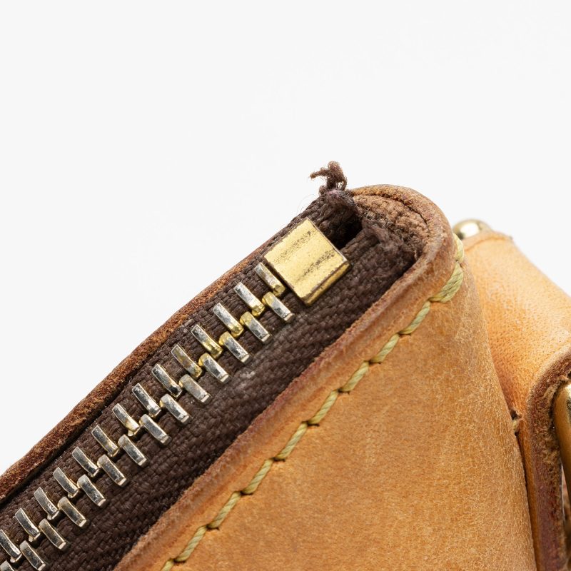 Louis Vuitton Monogram Canvas Odeon MM Shoulder Bag (SHF-22493) - Image 10