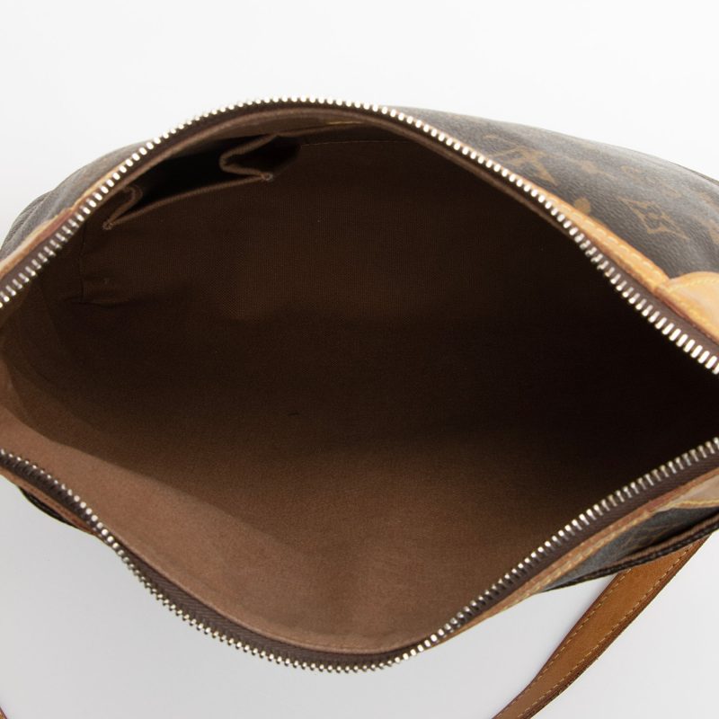 Louis Vuitton Monogram Canvas Odeon MM Shoulder Bag (SHF-22493) - Image 6
