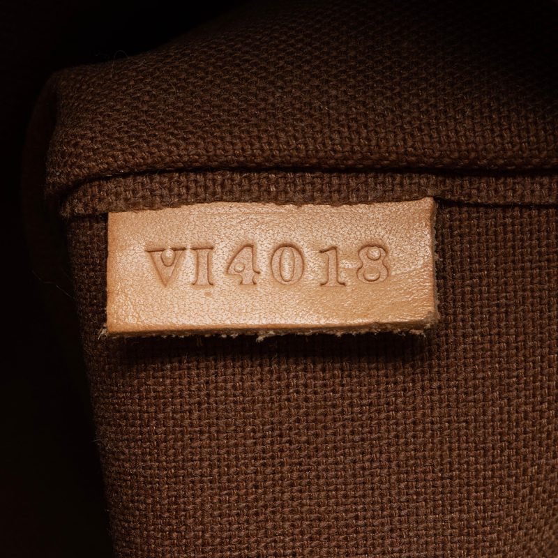 Louis Vuitton Monogram Canvas Odeon MM Shoulder Bag (SHF-YZiYCD) - Image 5