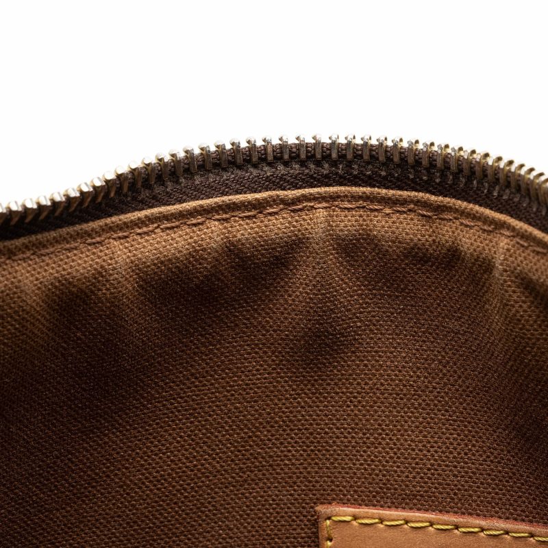 Louis Vuitton Monogram Canvas Odeon MM Shoulder Bag (SHF-YZiYCD) - Image 9