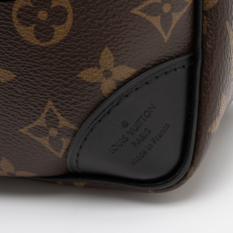Louis Vuitton Monogram Canvas Odeon PM NM Shoulder Bag (SHF-OGvsrp) - Image 6