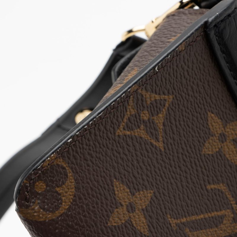 Louis Vuitton Monogram Canvas Padlock on Strap (SHF-22456) - Image 8