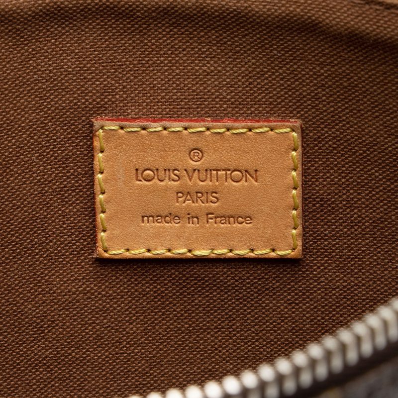 Louis Vuitton Monogram Canvas Pochette Bosphore Messenger Bag (SHF-wCZE0F) - Image 7