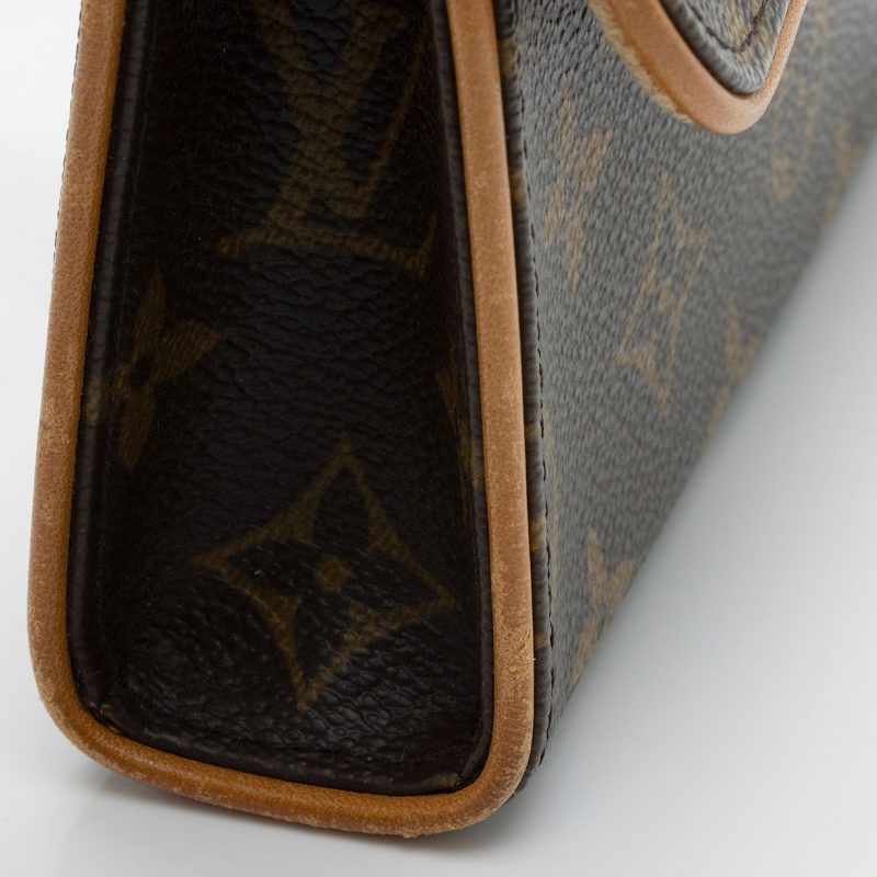 Louis Vuitton Monogram Canvas Pochette Florentine Small Belt Bag (SHF-YFDE2f) - Image 17