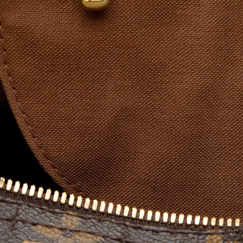 Louis Vuitton Monogram Canvas Speedy Bandouliere 40 Satchel (SHF-sorosO) - Image 12