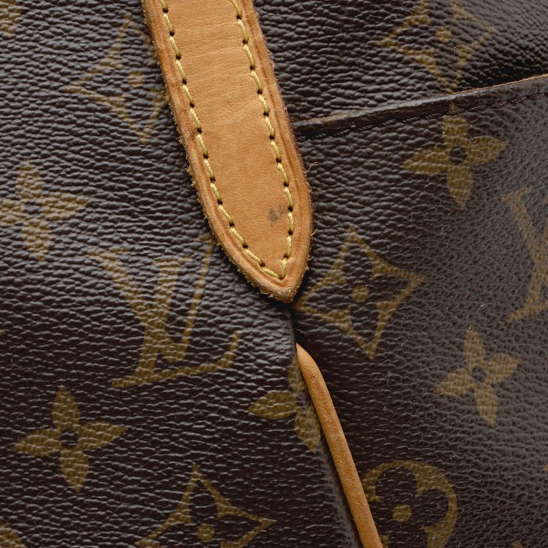 Louis Vuitton Monogram Canvas Totally MM Tote (SHF-Tn7Dgw) - Image 17