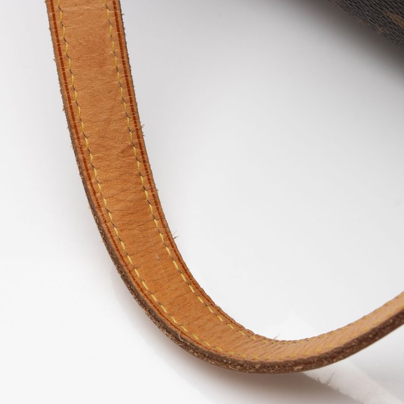 Louis Vuitton Monogram Canvas Totally MM Tote (SHF-ml1ALd) - Image 16