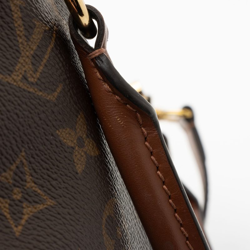 Louis Vuitton Monogram Canvas V Tote BB (SHF-Usc1kb) - Image 16