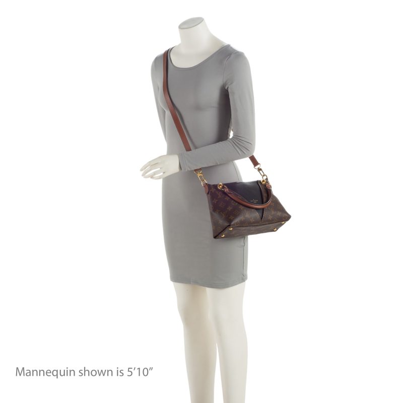Louis Vuitton Monogram Canvas V Tote BB (SHF-Usc1kb) - Image 4