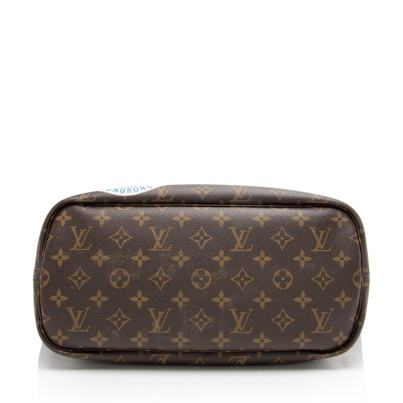 Louis Vuitton Monogram Canvas World Tour Neverfull MM Tote (SHF-wZoBzc) - Image 3