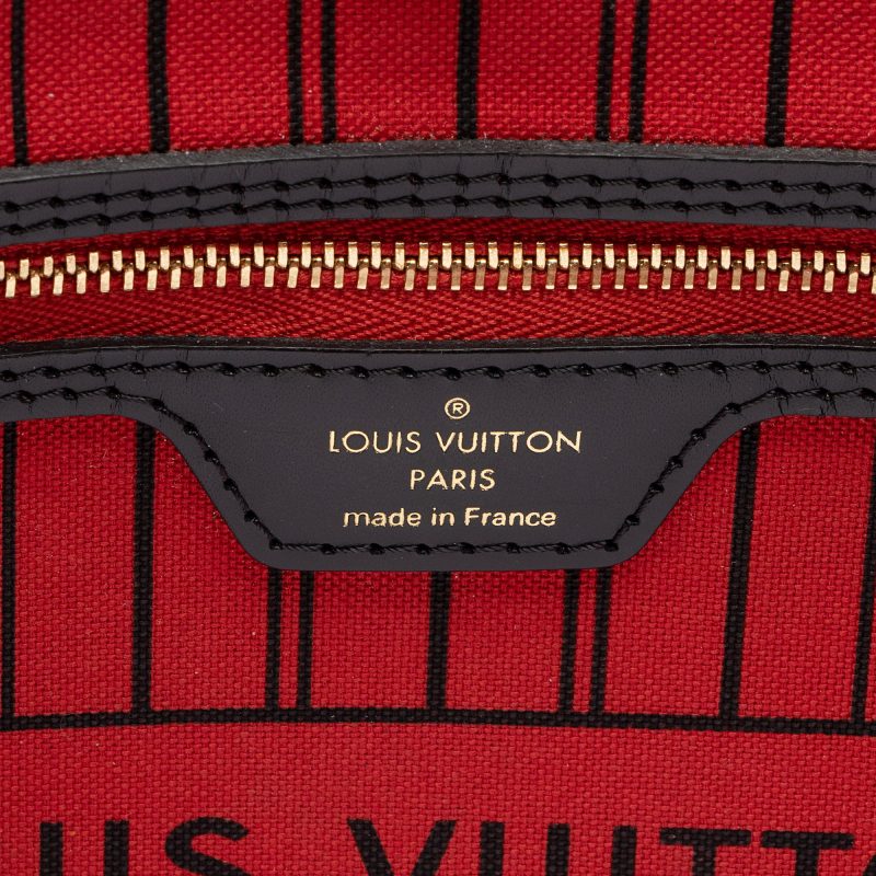 Louis Vuitton Monogram Canvas World Tour Neverfull MM Tote (SHF-wZoBzc) - Image 7