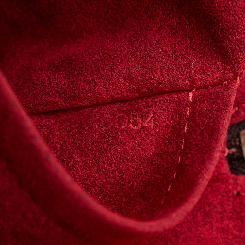 Louis Vuitton Monogram Coussin GM (SHG-EDddUo) - Image 7