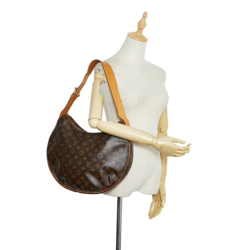 Louis Vuitton Monogram Croissant MM (SHG-dQm8kF) - Image 4