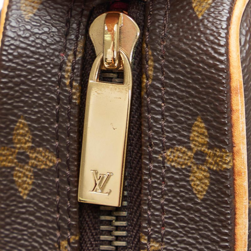 Louis Vuitton Monogram Croissant MM (SHG-YyoGJw) - Image 8