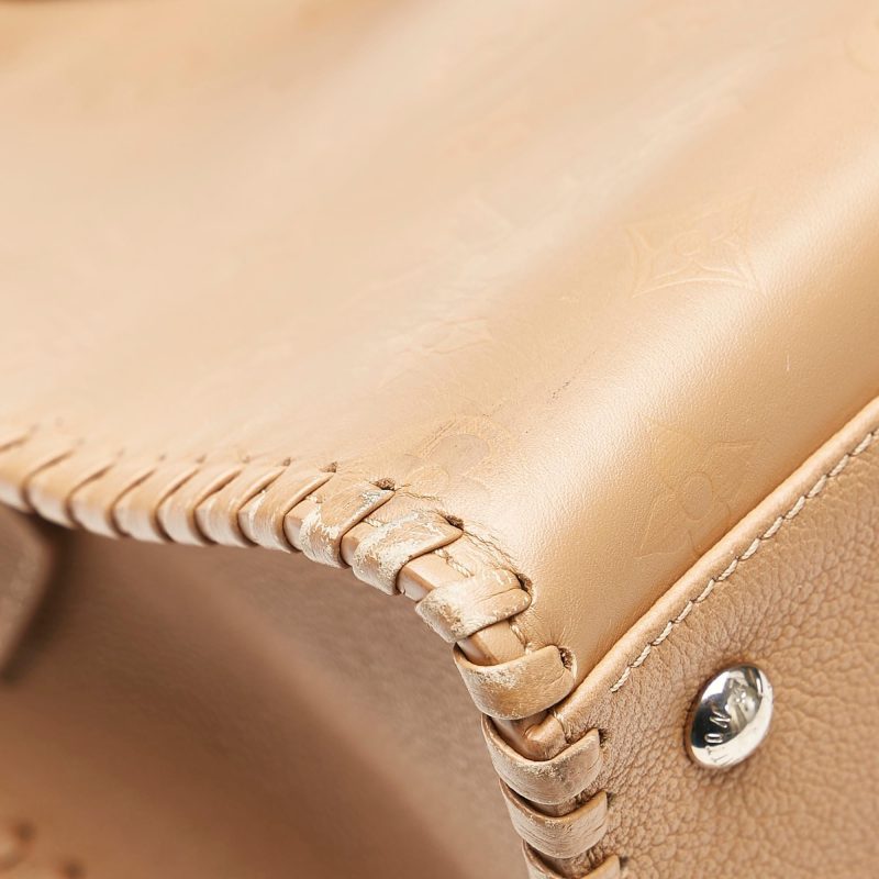 Louis Vuitton Monogram Cuir Plume Very Zipped (SHG-nsmw9l) - Image 7