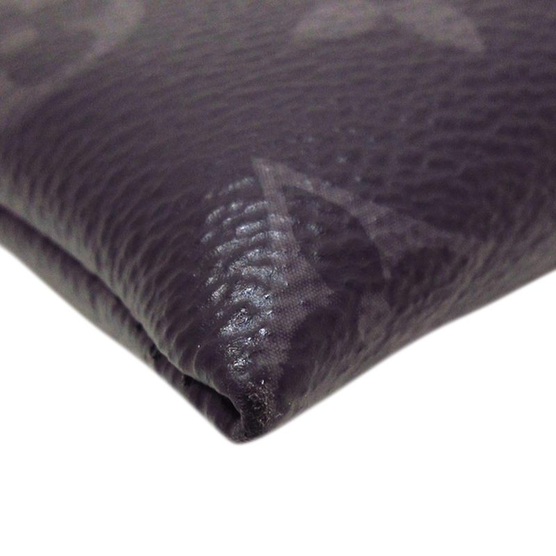 Louis Vuitton Monogram Eclipse Discovery Pochette (SHG-H5M49L) - Image 12