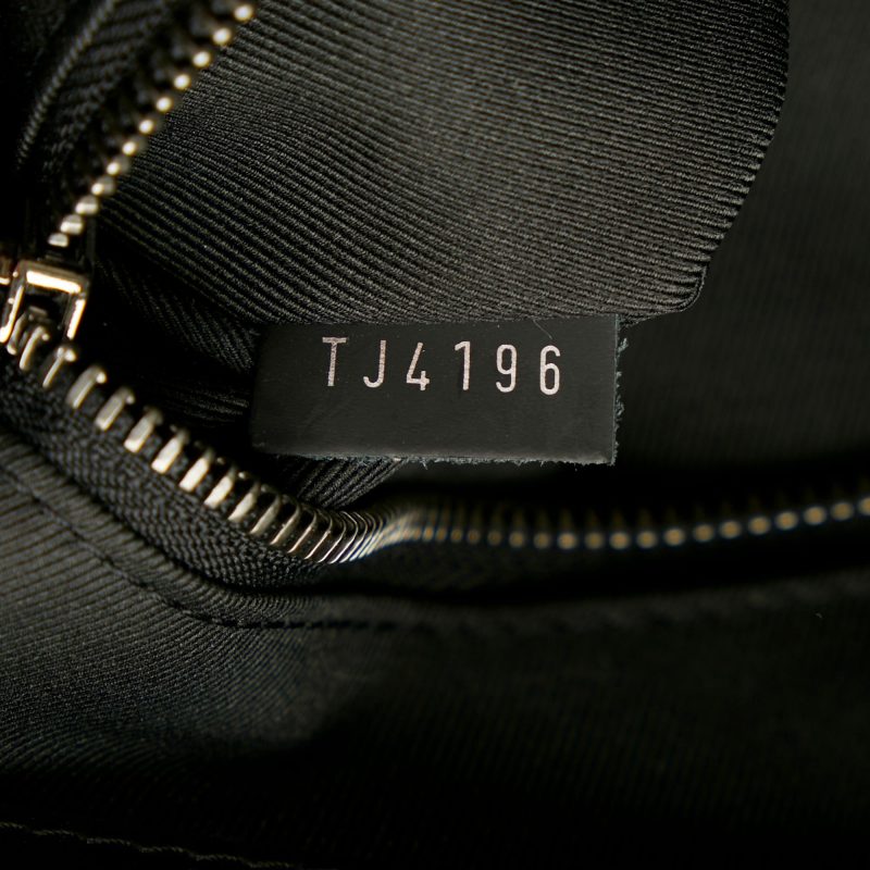 Louis Vuitton Monogram Eclipse Explorer (SHG-36897) - Image 7