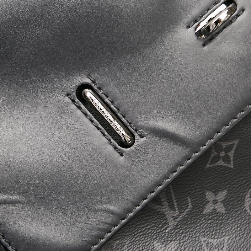 Louis Vuitton Monogram Eclipse Steamer (SHG-34211) - Image 8