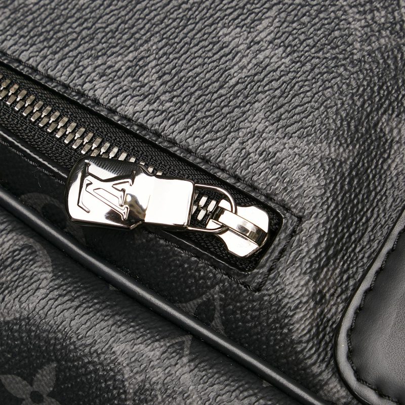 Louis Vuitton Monogram Eclipse Steamer (SHG-34211) - Image 10
