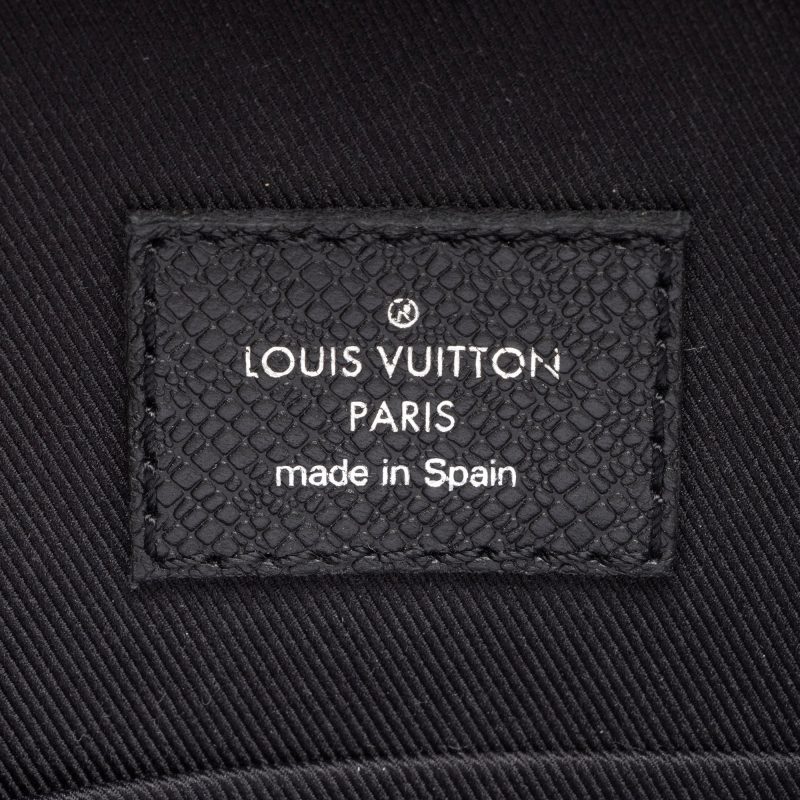 Louis Vuitton Monogram Eclipse Taiga Leather Taigarama Outdoor Sling Bag (SHF-23939) - Image 7