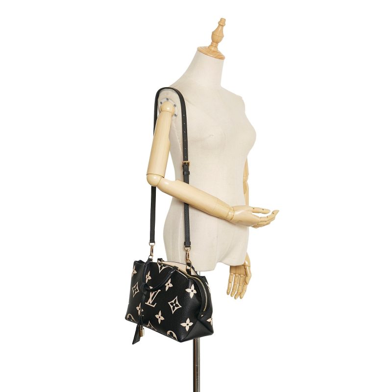 Louis Vuitton Monogram Empreinte Giant Palais (SHG-37665) - Image 9