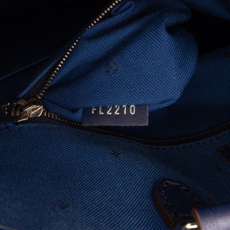 Louis Vuitton Monogram Escale OntheGo GM (SHG-zq74qa) - Image 9