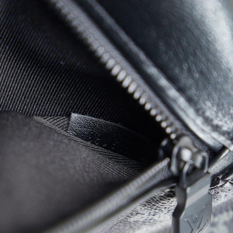 Louis Vuitton Monogram Galaxy Discovery Bum Bag (SHG-tYQSN1) - Image 7