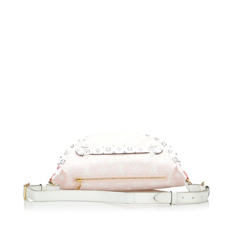 Louis Vuitton Monogram Giant Bumbag (SHG-sTkhgd) - Image 2