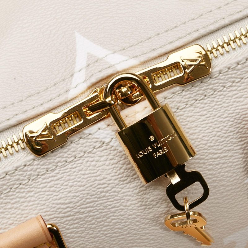 Louis Vuitton Monogram Giant By The Pool Speedy Bandouliere 25 (SHG-lpOsSm) - Image 9