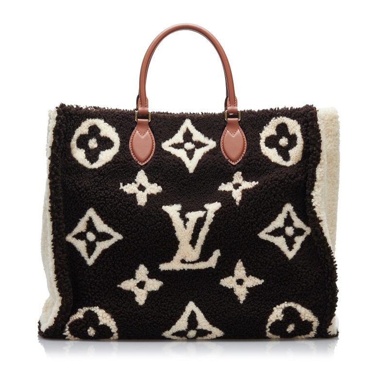Louis Vuitton Monogram Giant Shearling Teddy Onthego GM (SHG-1IVGqB) - Image 12