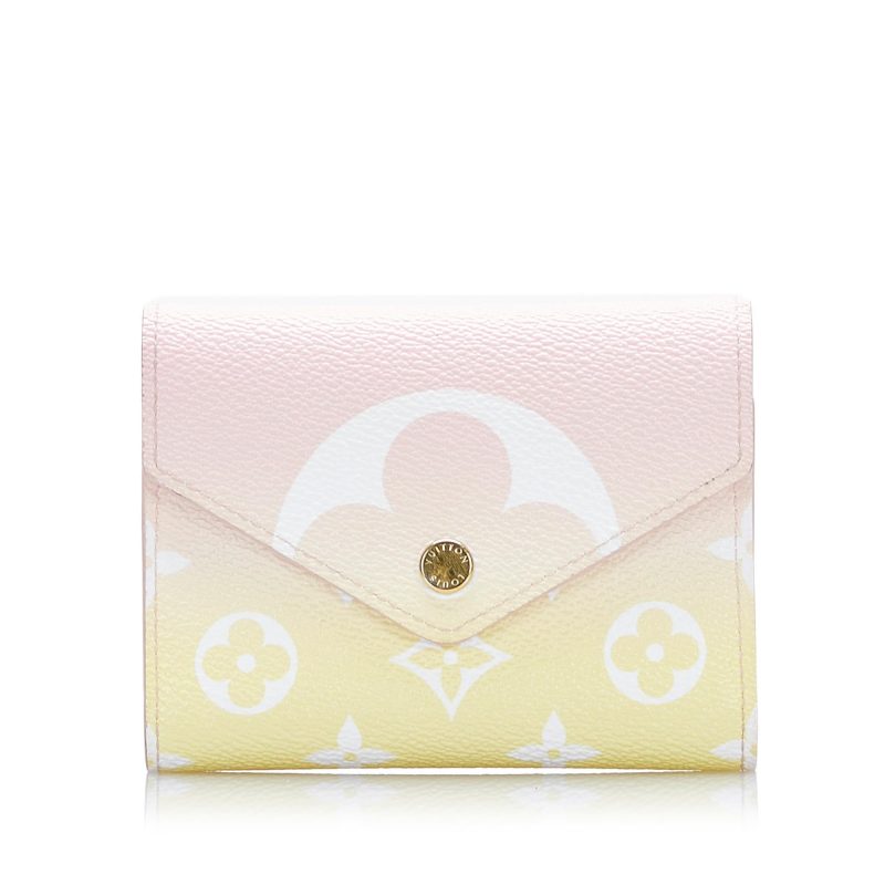 Louis Vuitton Monogram Giant Victorine Wallet (SHG-cKhmPR) - Image 10