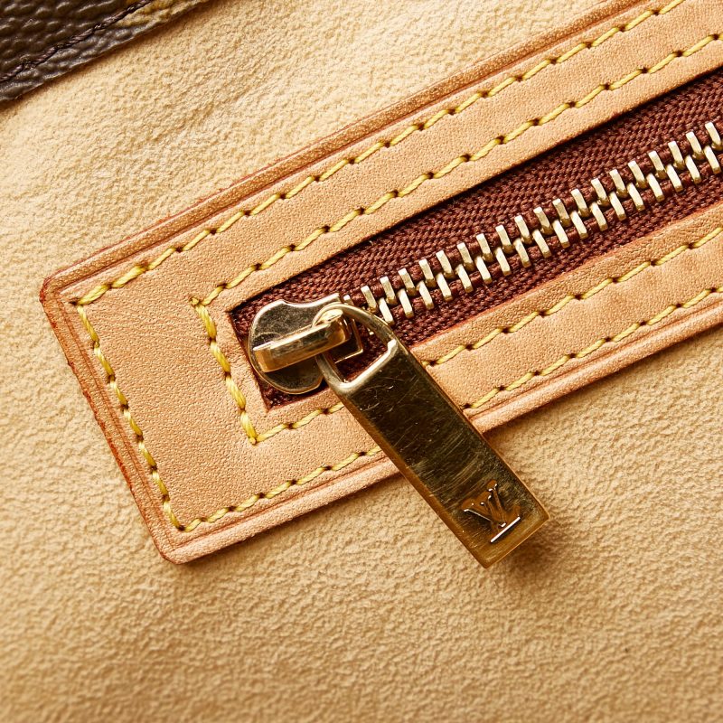 Louis Vuitton Monogram Luco (SHG-36949) - Image 9