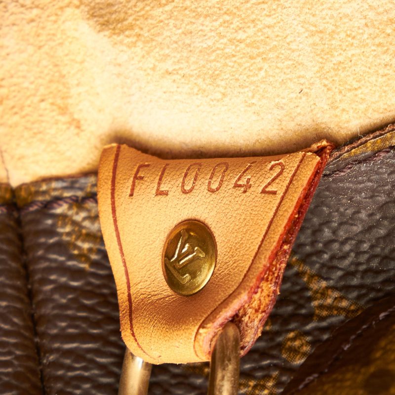 Louis Vuitton Monogram Luco (SHG-Kd7gn5) - Image 7