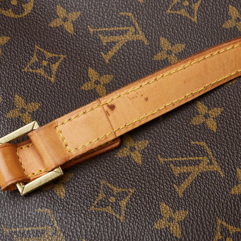 Louis Vuitton Monogram Luco (SHG-Hee5bx) - Image 9