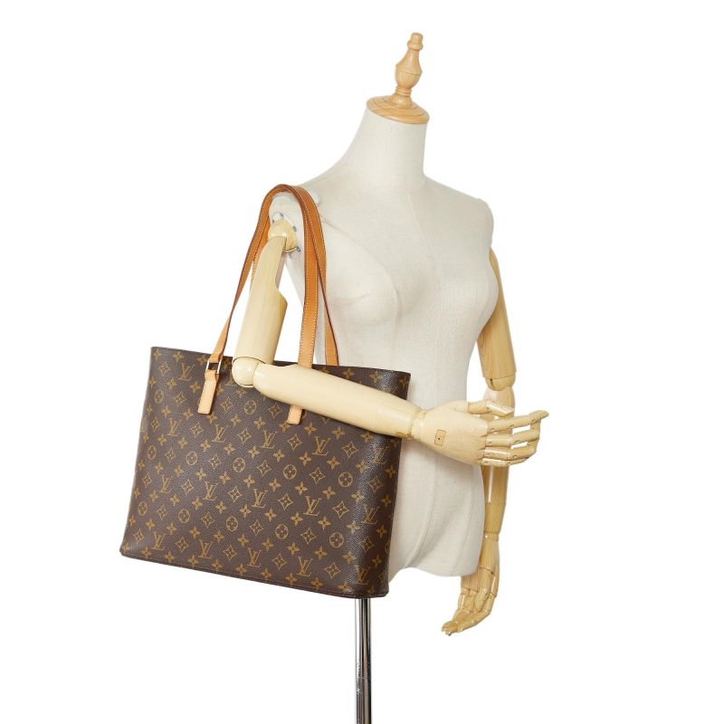 Louis Vuitton Monogram Luco (SHG-Hee5bx) - Image 4