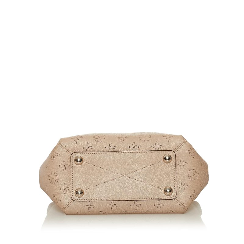 Louis Vuitton Monogram Mahina Babylone Chain BB (SHG-35074) - Image 3