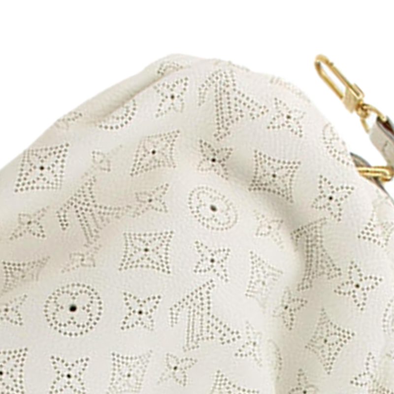 Louis Vuitton Monogram Mahina L (SHG-36688) - Image 9