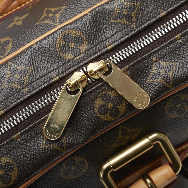 Louis Vuitton Monogram Manhattan GM (SHG-NEVfKX) - Image 8