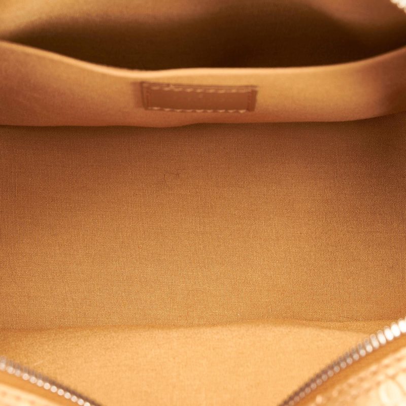 Louis Vuitton Monogram Mat Shelton (SHG-34305) - Image 5