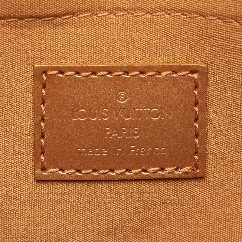 Louis Vuitton Monogram Mat Shelton (SHG-34305) - Image 6