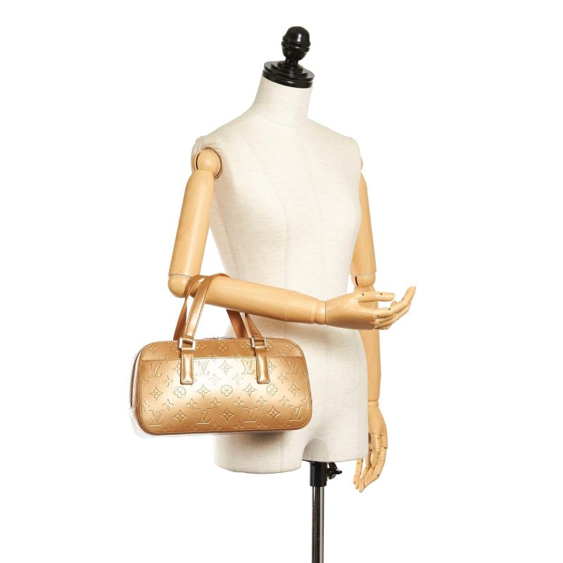 Louis Vuitton Monogram Mat Shelton (SHG-34305) - Image 4